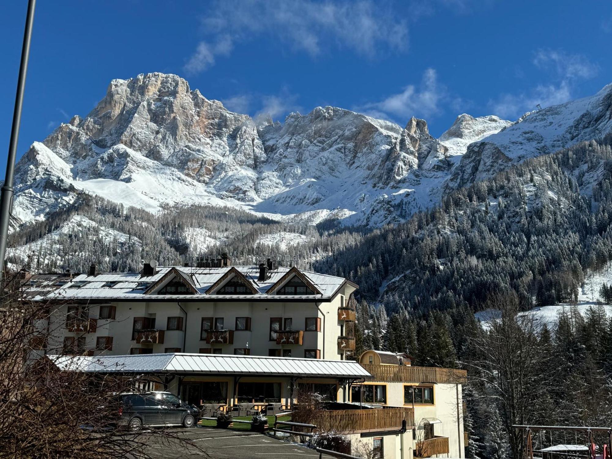 Hotel Europa San Martino Di Castrozza Exterior foto