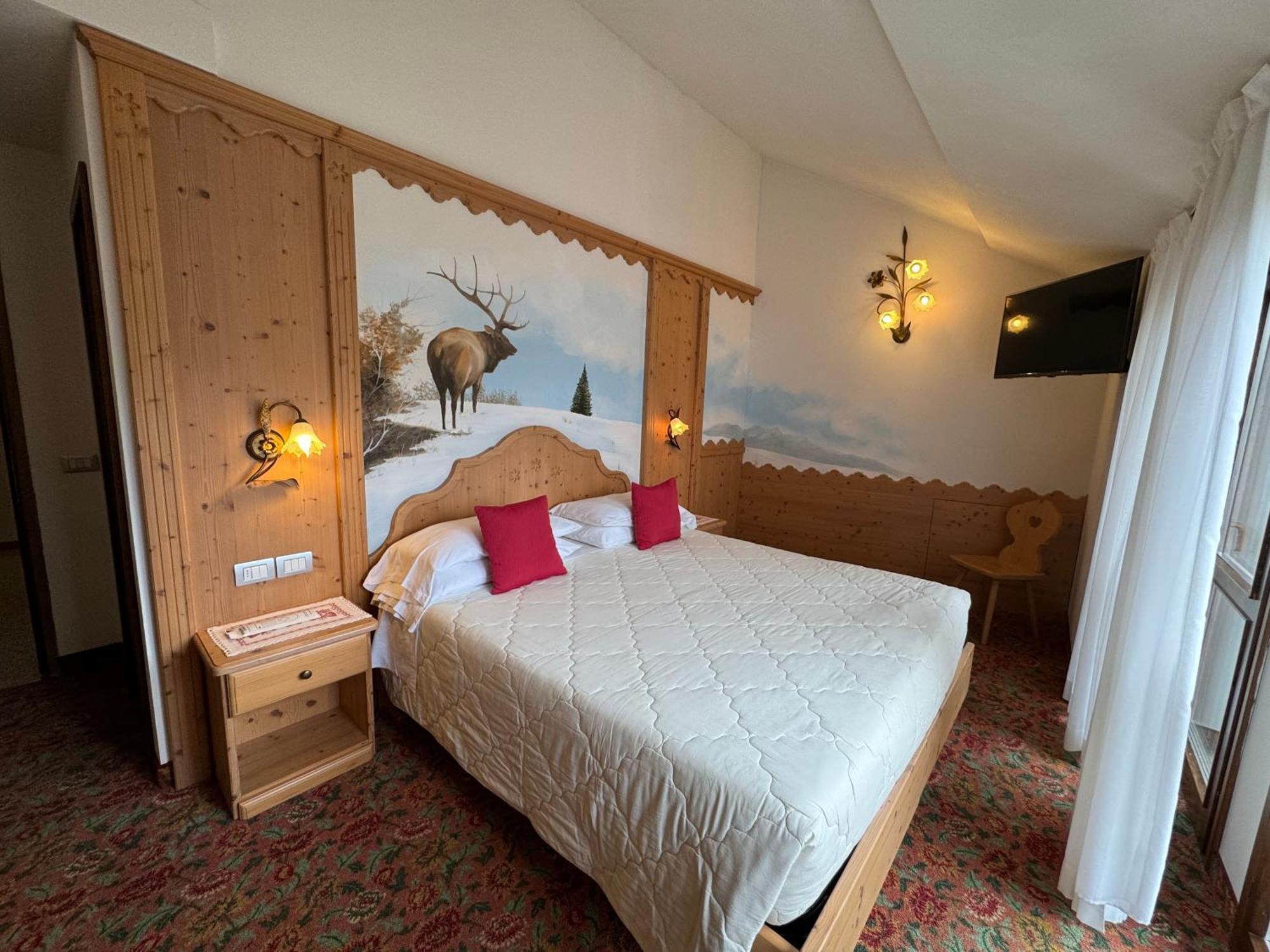 Hotel Europa San Martino Di Castrozza Quarto foto